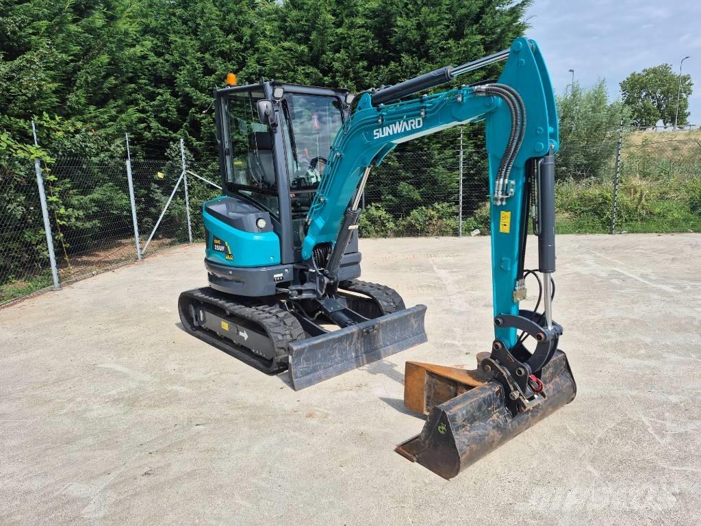Sunward SWE 25 UF Minikoparki