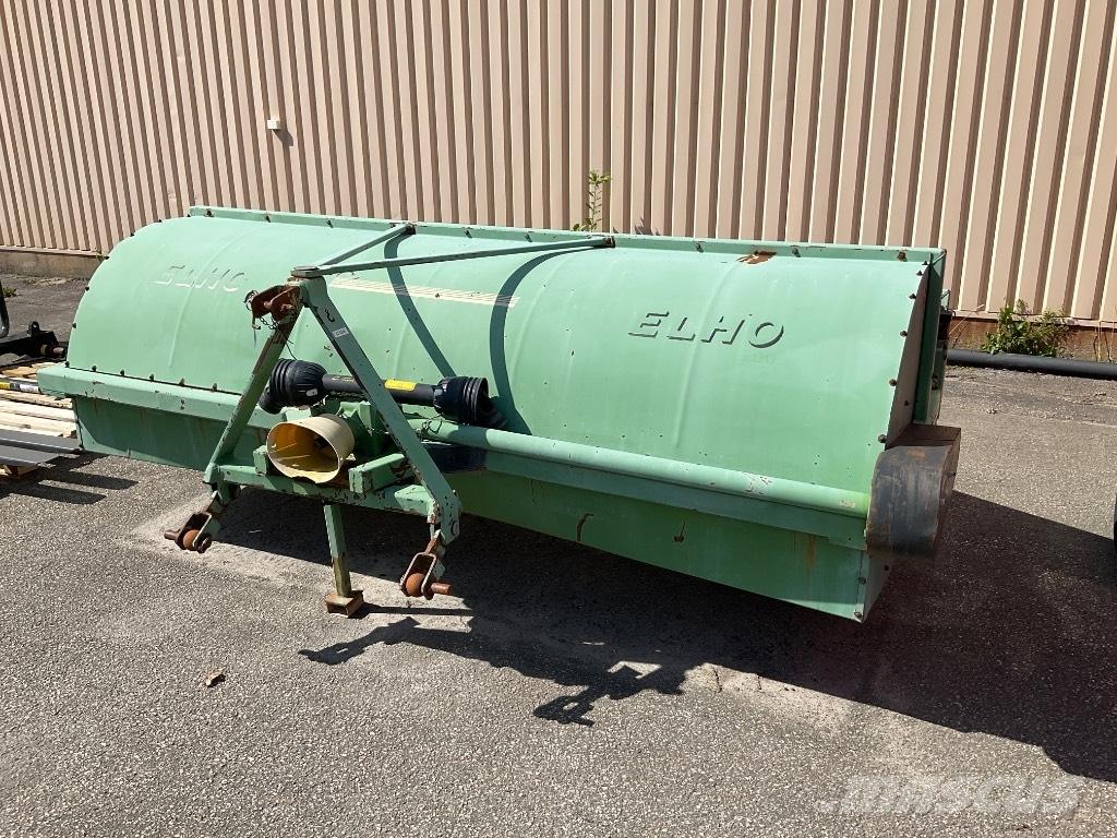 Elho TR 300 Zgrabiarki i przetrząsacze
