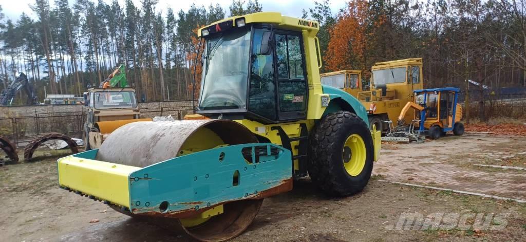 Ammann ASC 110 D Walce jednobębnowe