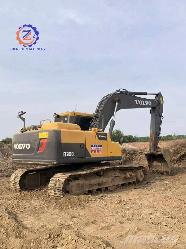 Volvo EC 200 D Koparki gąsienicowe