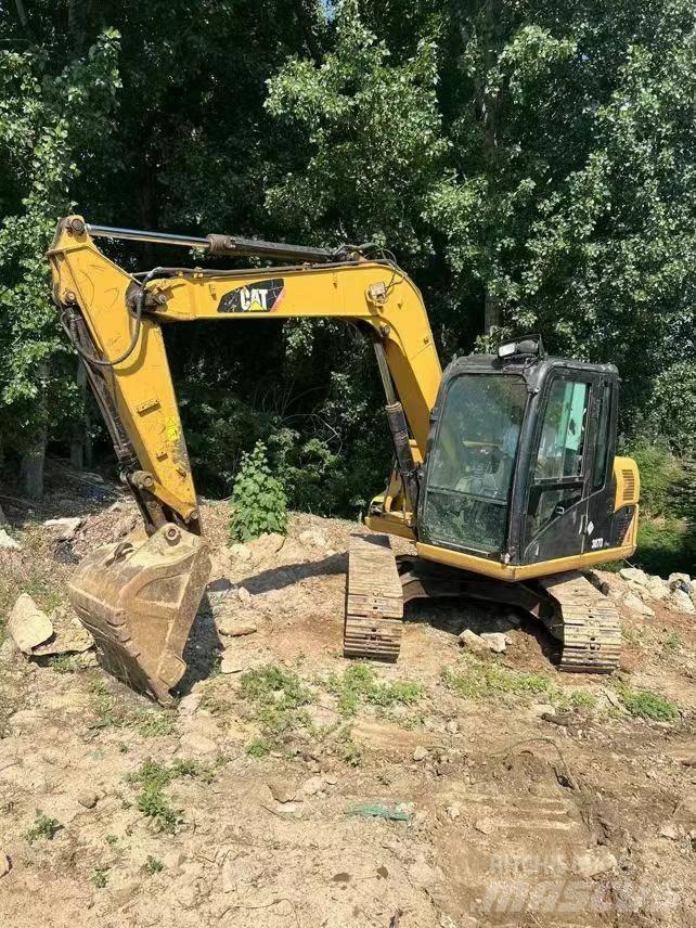 CAT 307 Koparki gąsienicowe