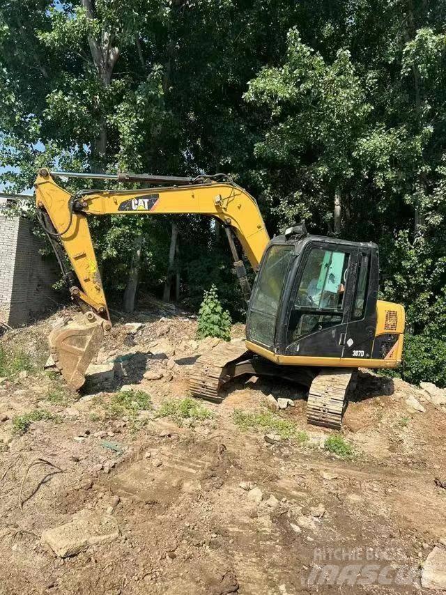 CAT 307 Koparki gąsienicowe