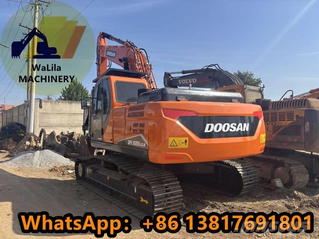 Doosan DX 225 LCA Koparki gąsienicowe