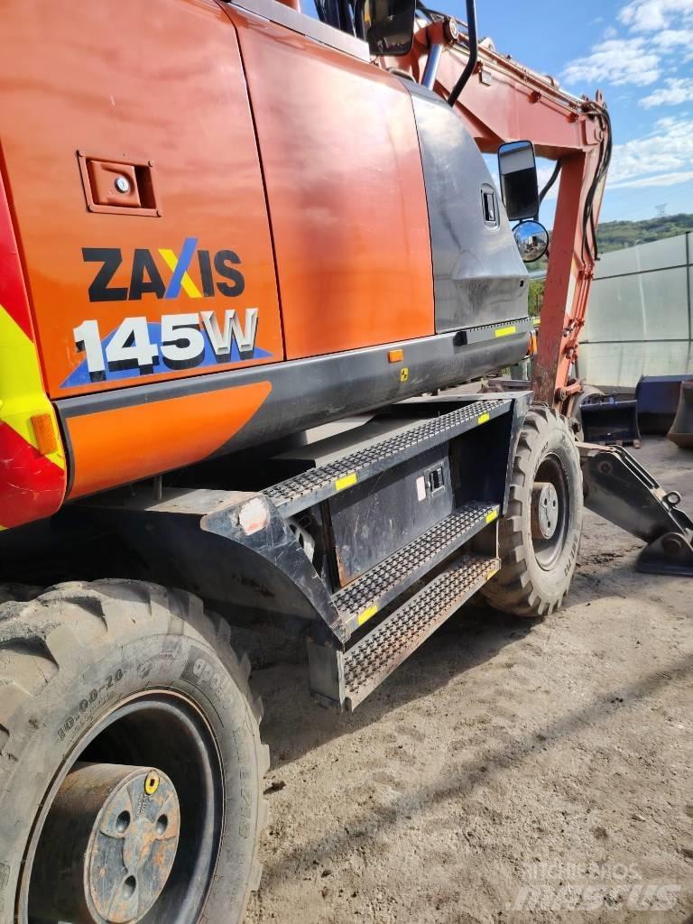 Hitachi ZX 145 Koparki kołowe