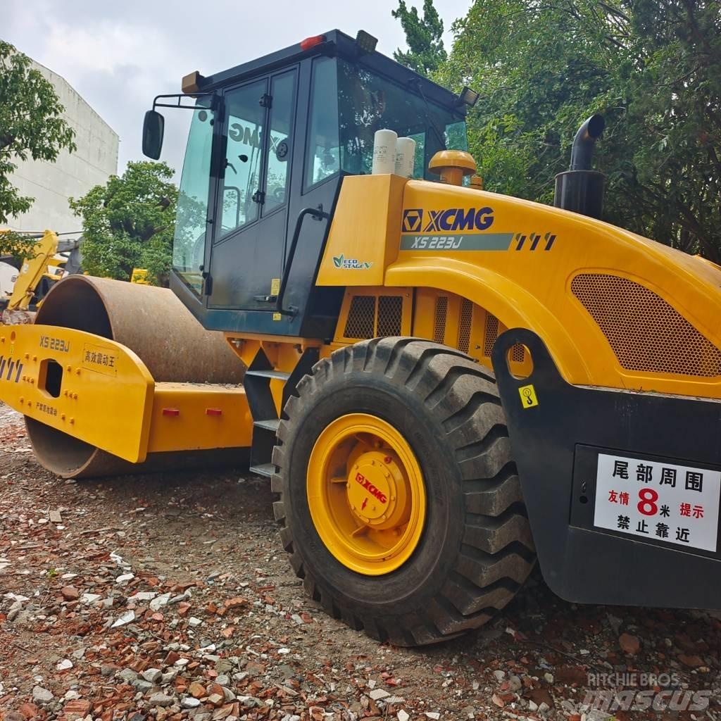 XCMG XS 223 J Walce jednobębnowe