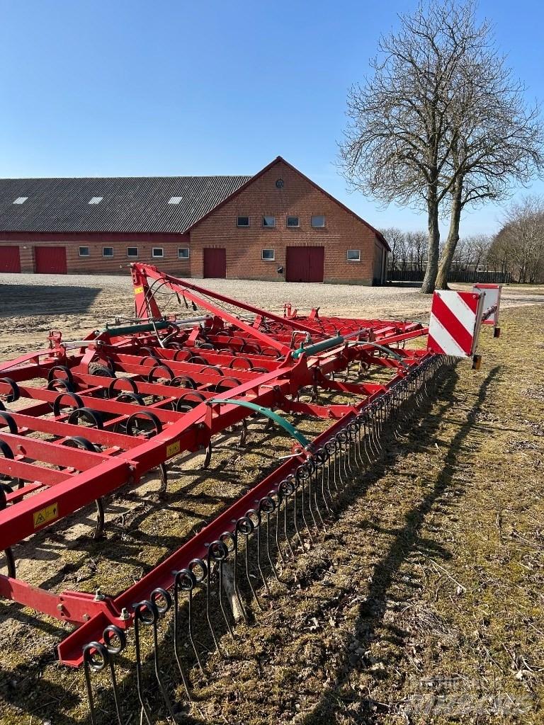 Kverneland TLD 8,1 Brony
