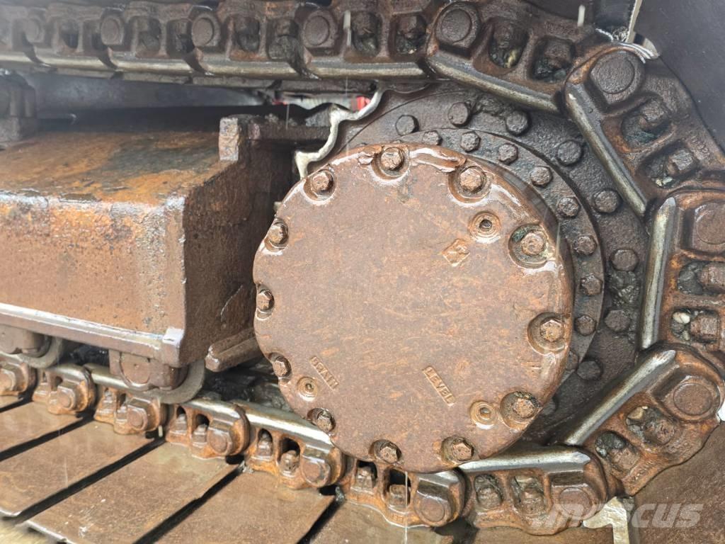 Hitachi ZX 210 Koparki gąsienicowe