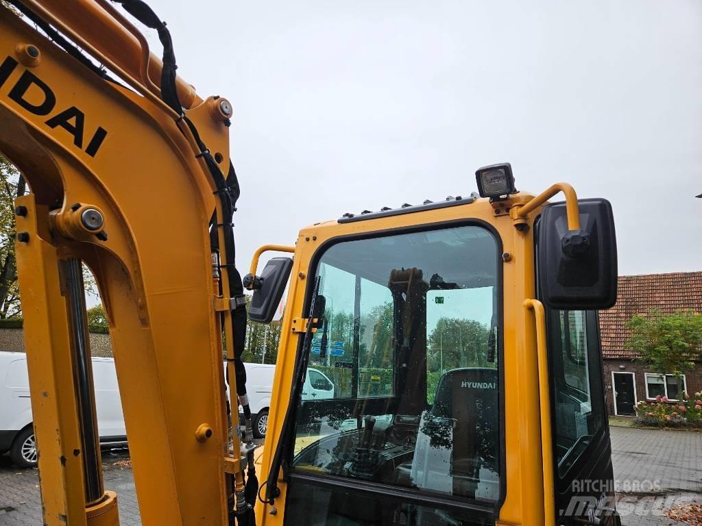 Hyundai Robex 25-9 Minikoparki