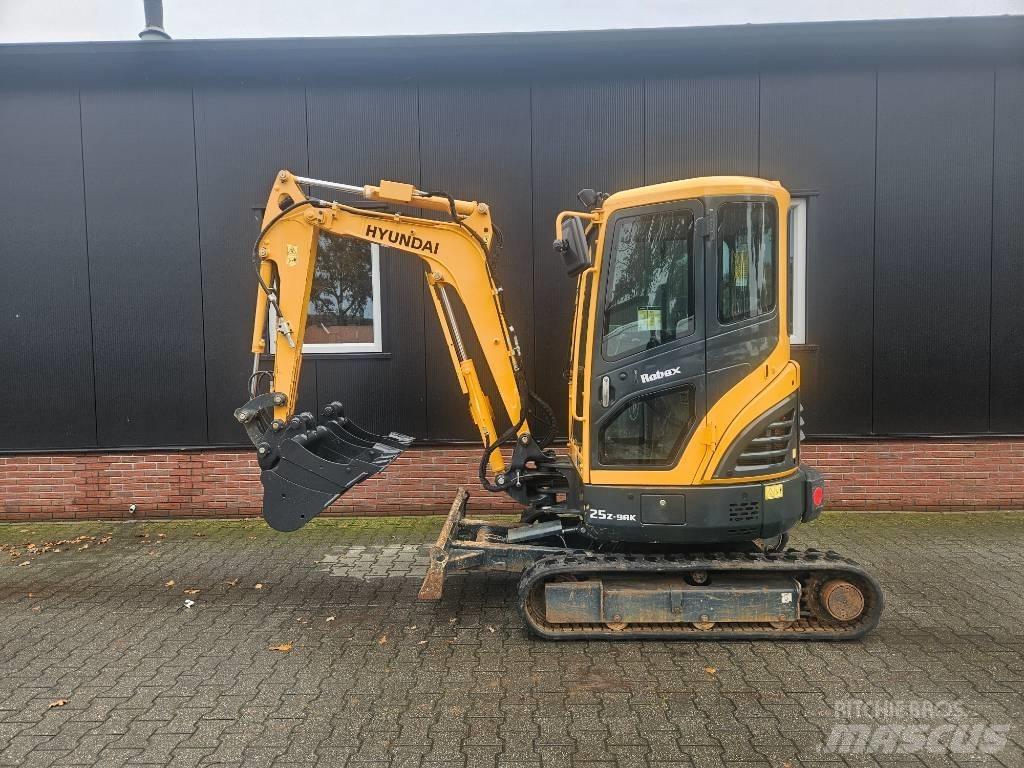 Hyundai Robex 25-9 Minikoparki