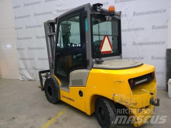 Jungheinrich DFG 430 Wózki Diesla