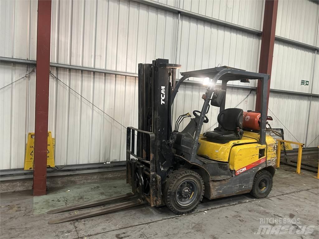 TCM FG25T3 Wózki LPG