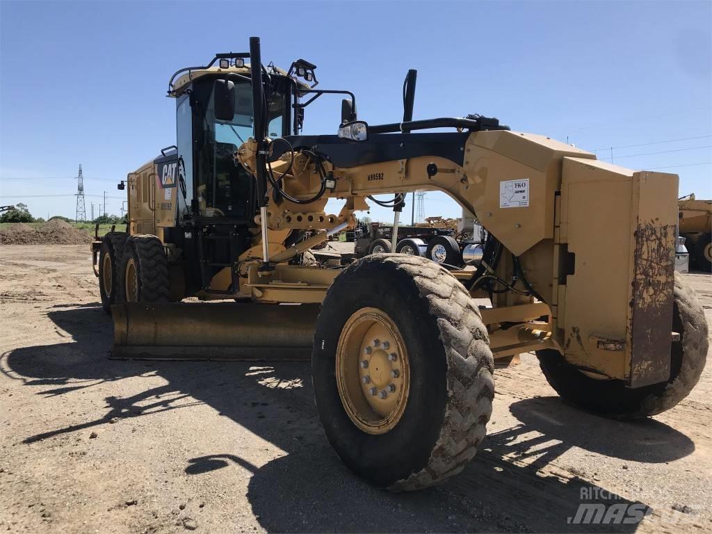 CAT 140m2 VHP Plus Równiarki