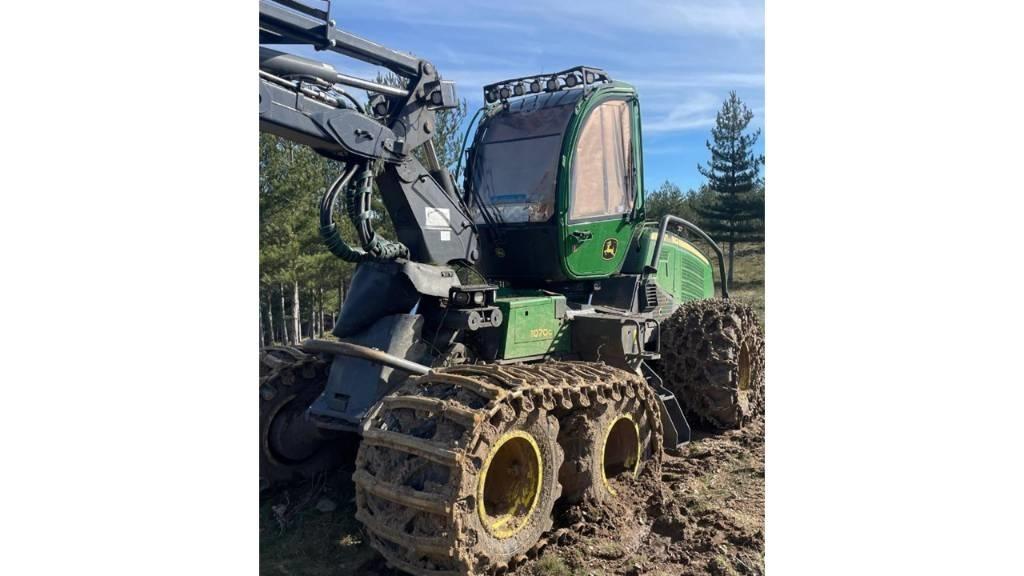 John Deere 1070 G Harwestery