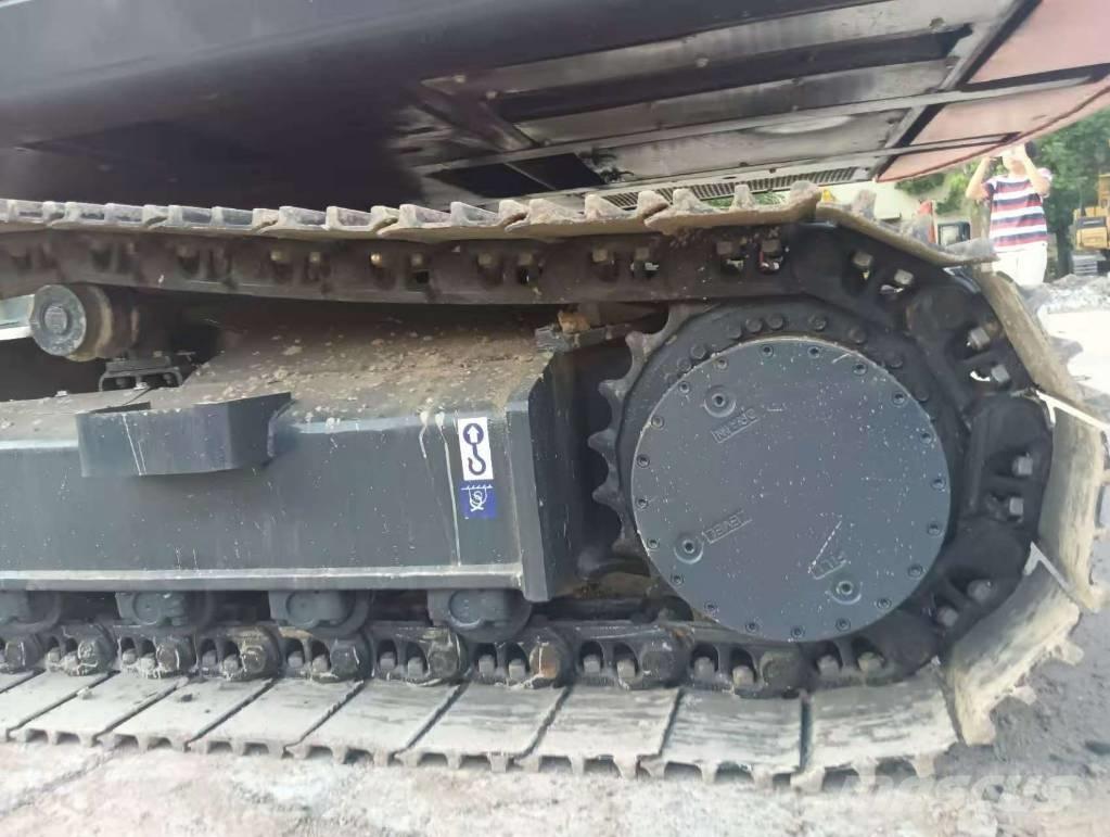 Doosan DX 225 Koparki gąsienicowe