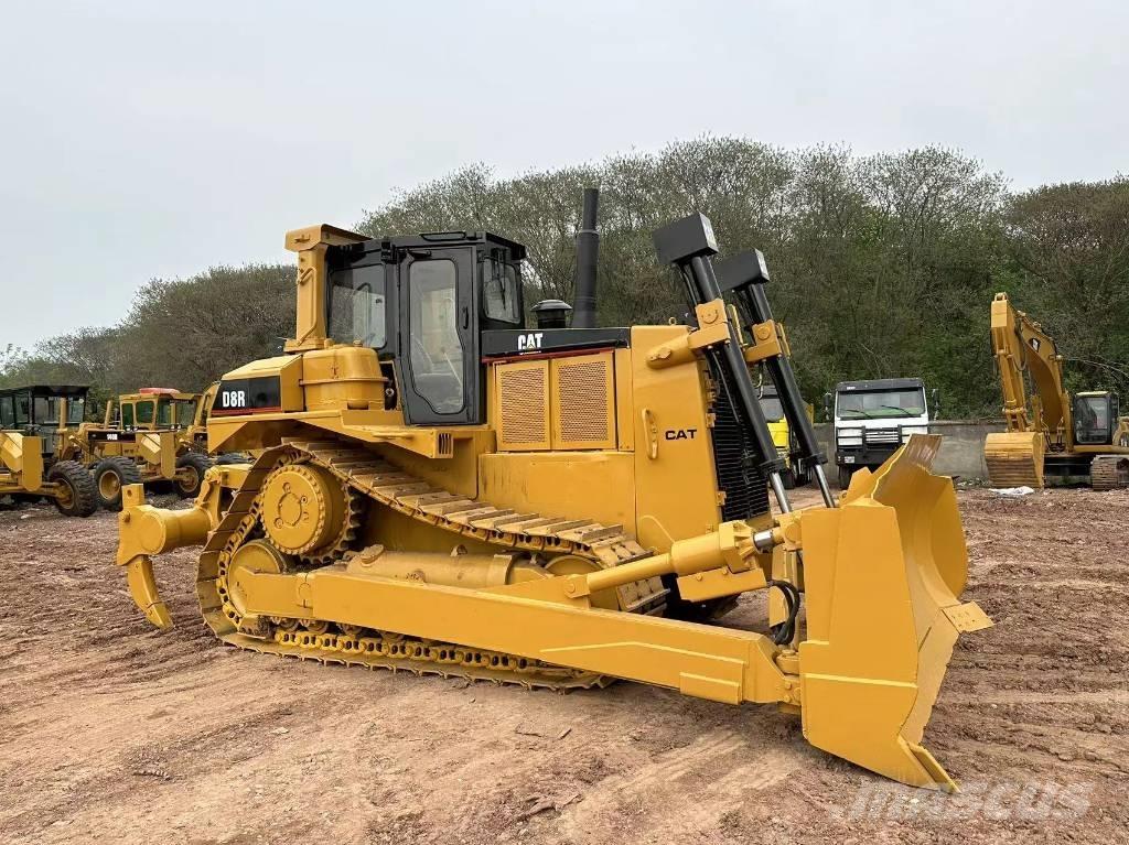 CAT D 8 R Spycharki gąsienicowe