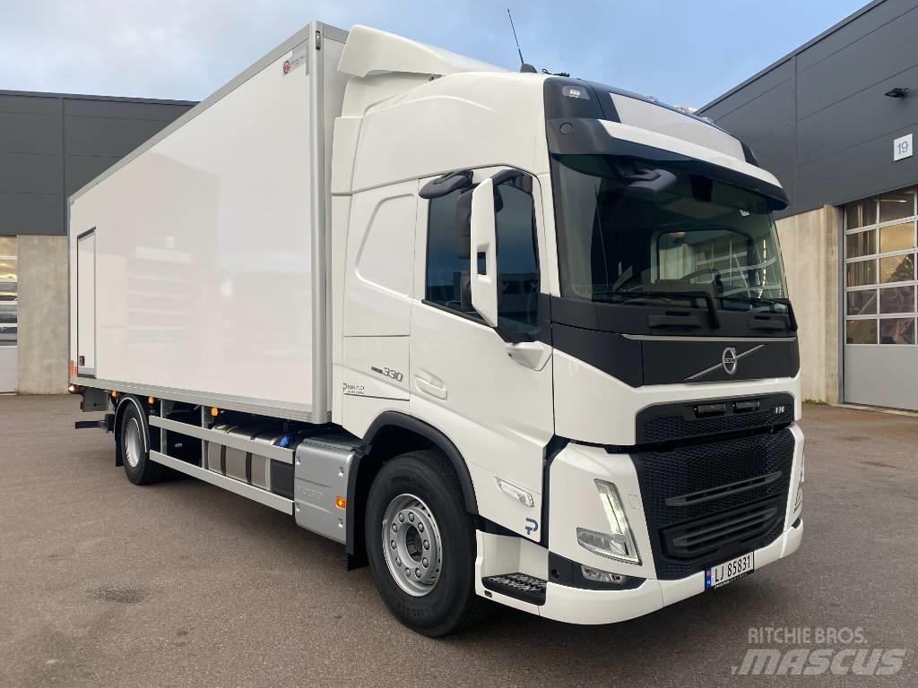 Volvo FM330 - Leie? Samochody ciężarowe ze skrzynią zamkniętą