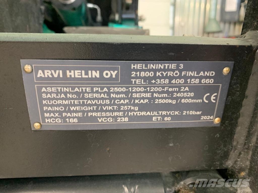 Mitsubishi FD 25 N2 Wózki Diesla