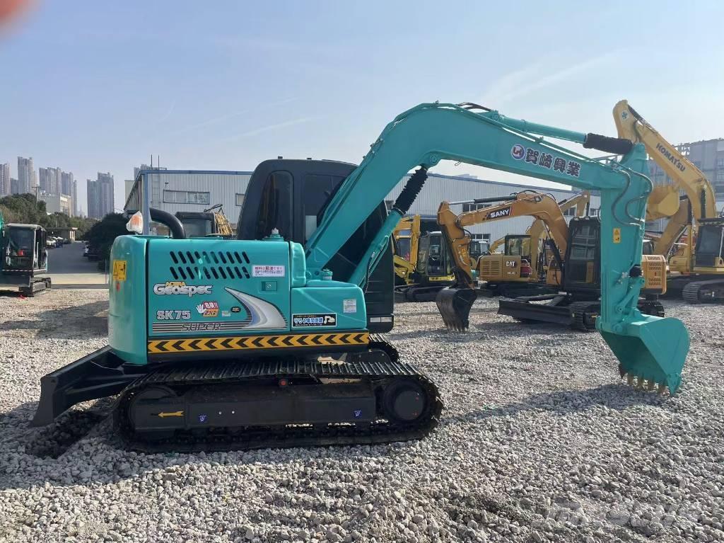 Kobelco SK75 Koparki gąsienicowe