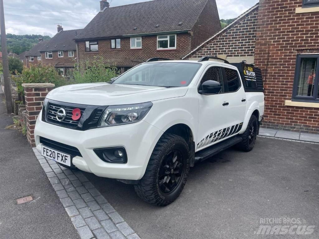 Nissan Navara Samochody osobowe