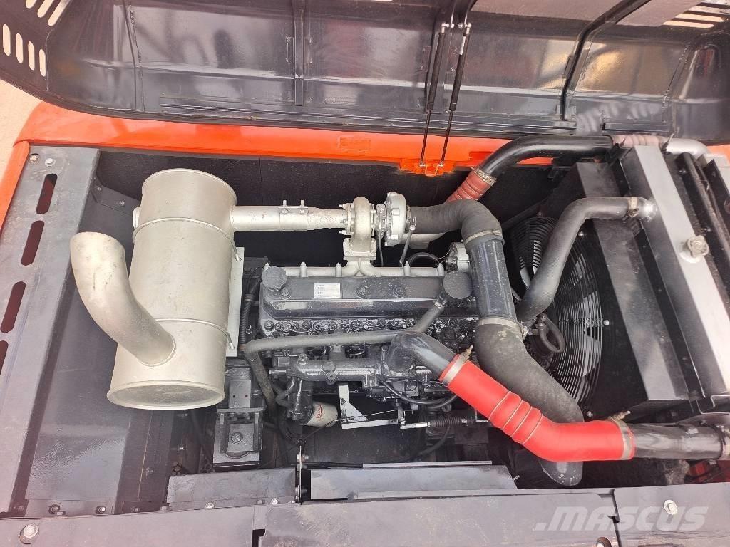 Doosan DX 225 Koparki gąsienicowe