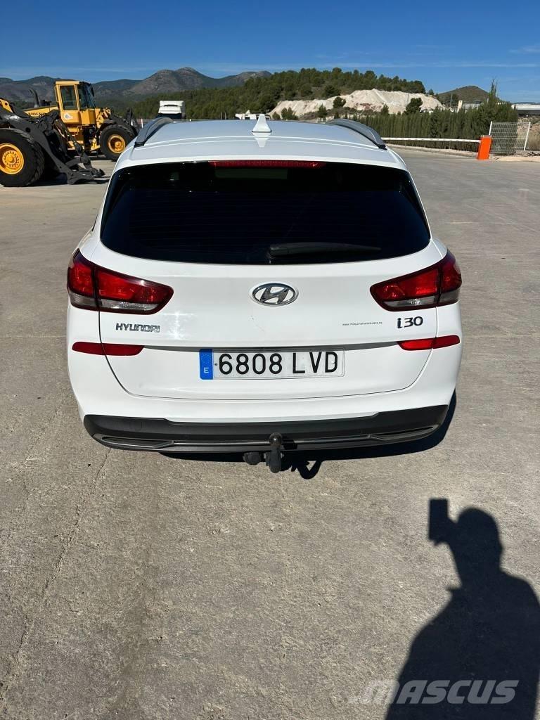 Hyundai I30 Samochody osobowe