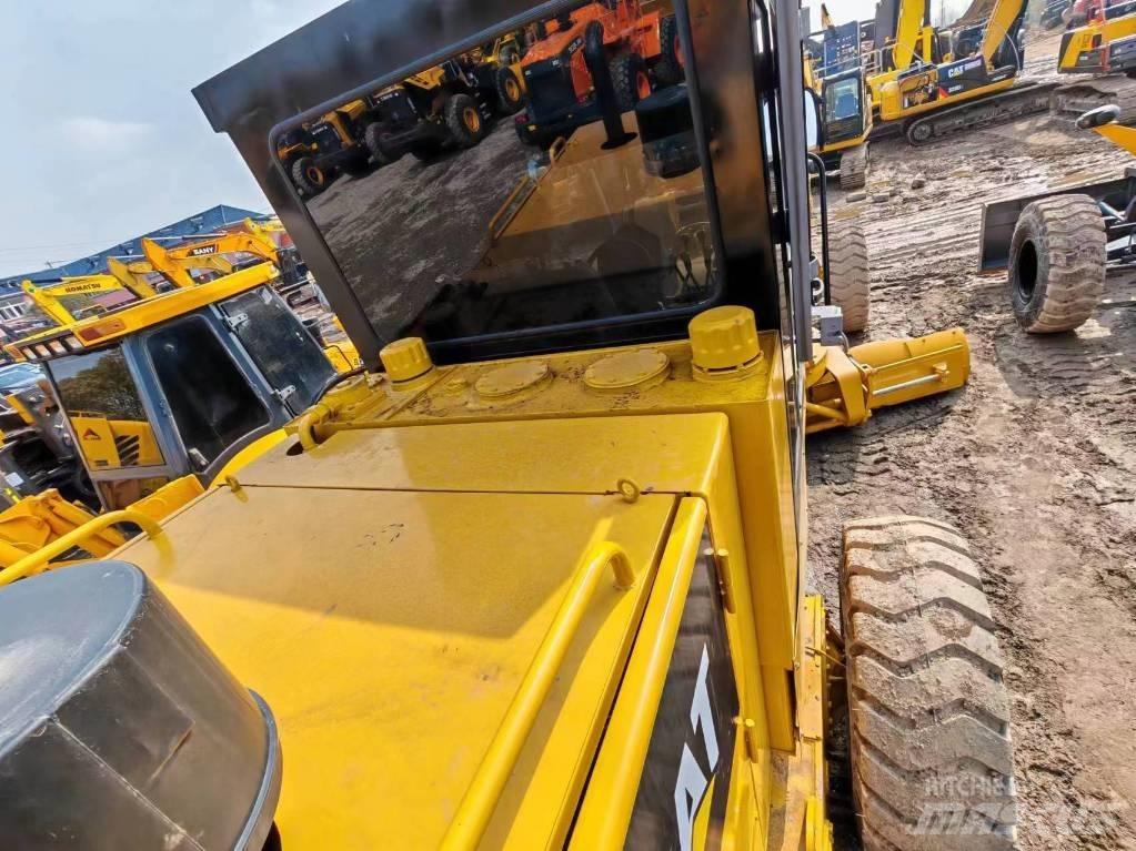 CAT 140 H Równiarki