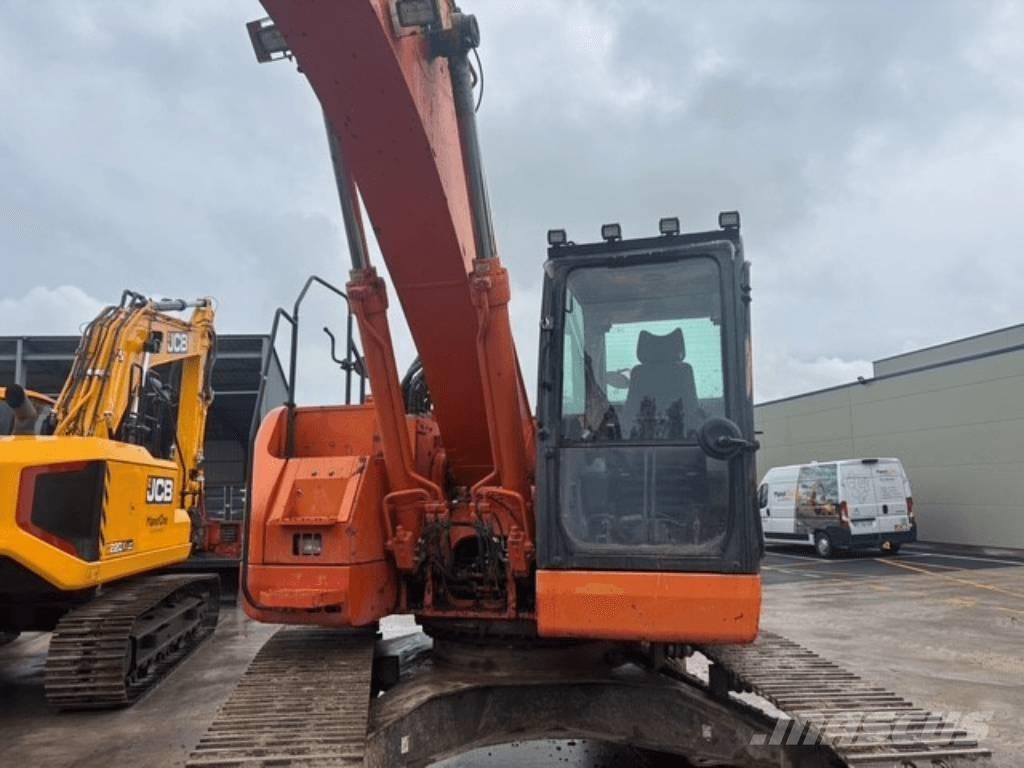 Doosan 235 LCR Koparki gąsienicowe