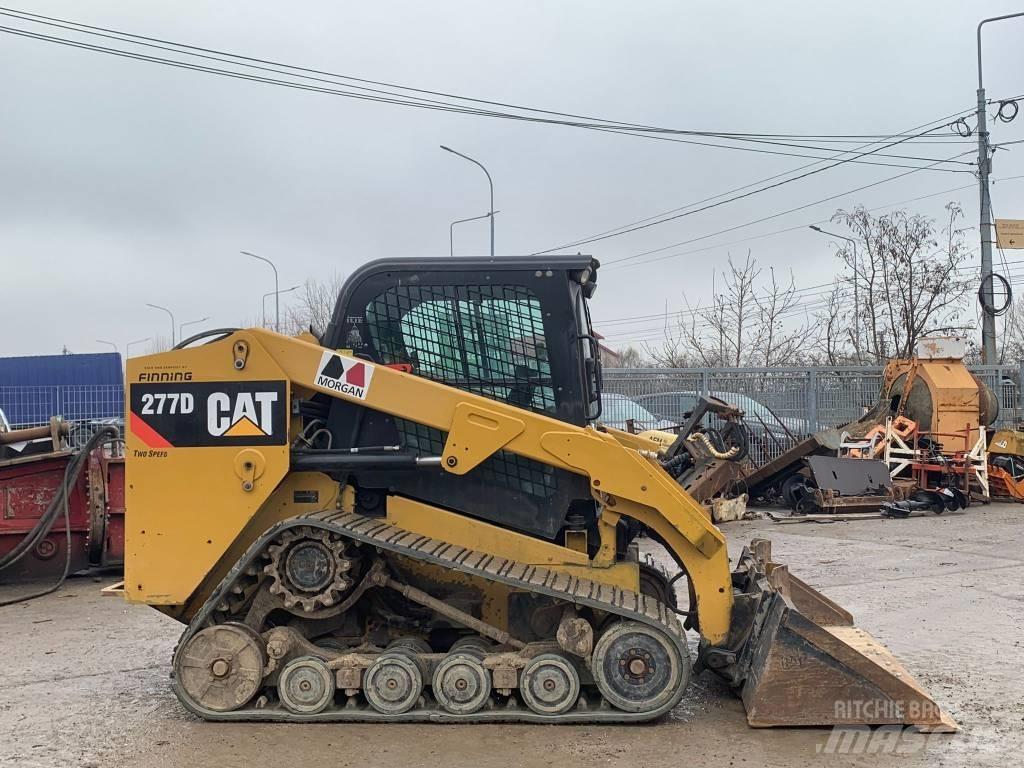 CAT 277 D Ładowarki burtowe