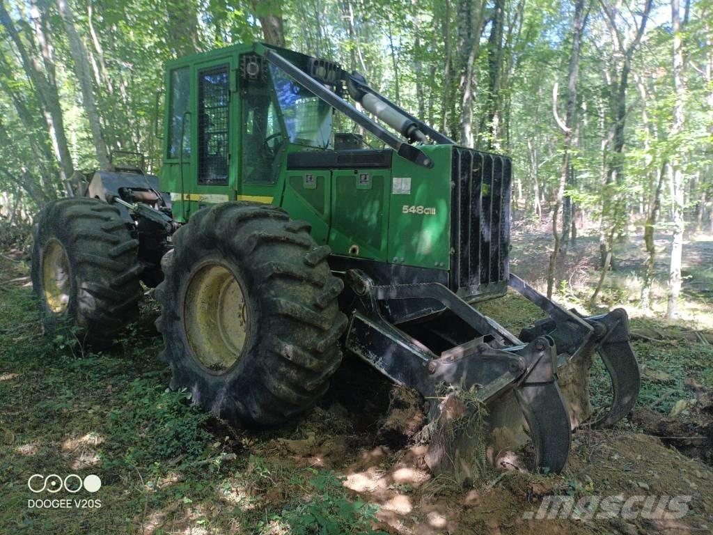 John Deere 548 G III Skidery