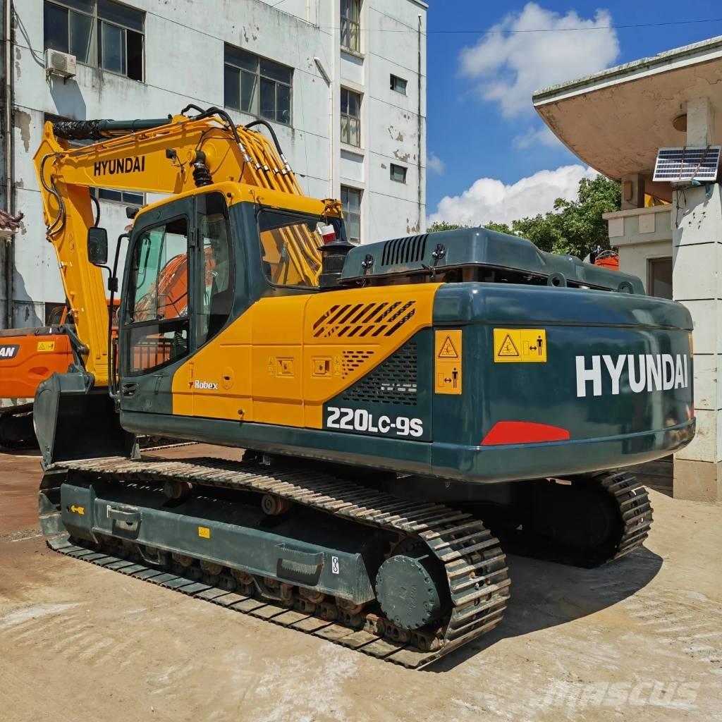 Hyundai R220LC-9S Koparki gąsienicowe