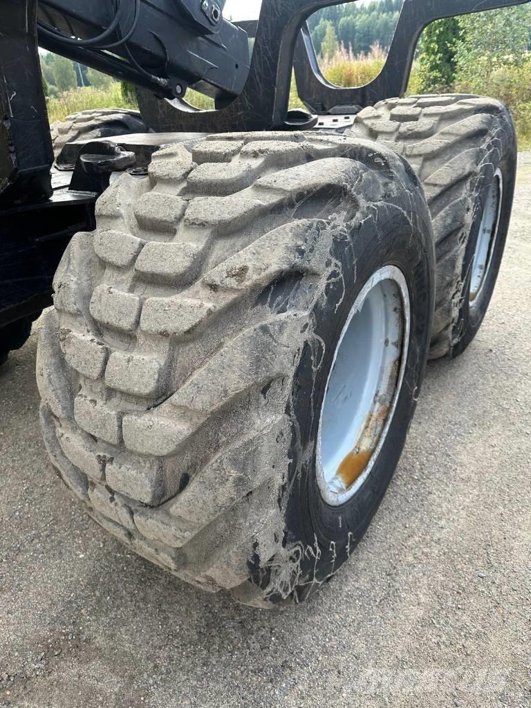 Komatsu 875 Forwardery