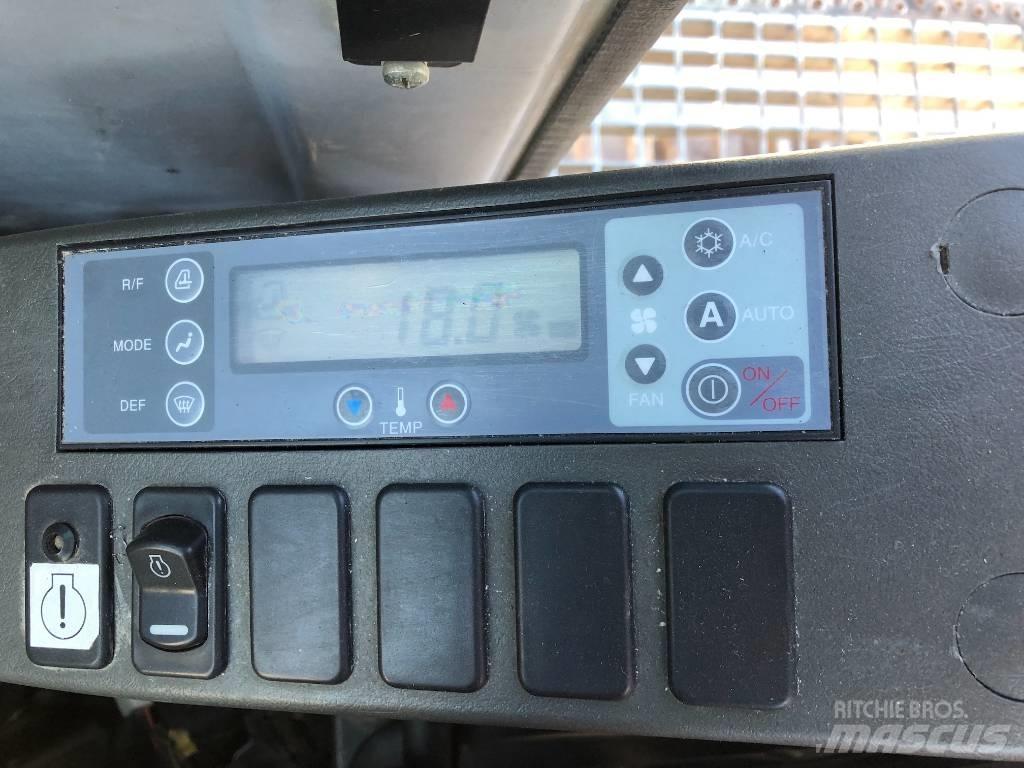 Kobelco E 305 Koparki gąsienicowe
