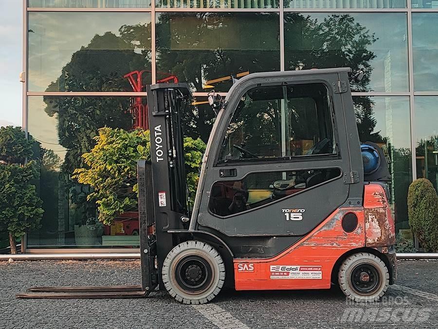 Toyota 02-8FGF15 Wózki LPG