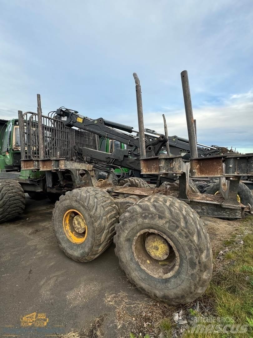 John Deere 1910E Forwardery