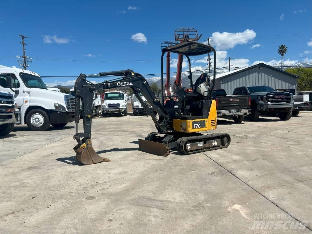 John Deere 17G Minikoparki