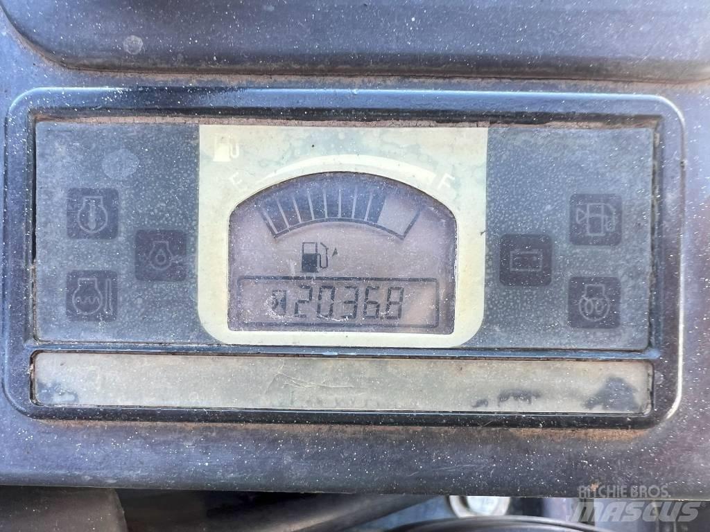 John Deere 17G Minikoparki