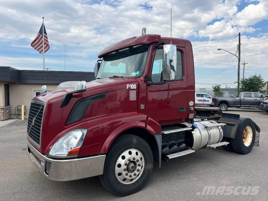Volvo VNL 42 T300 Ciągniki siodłowe