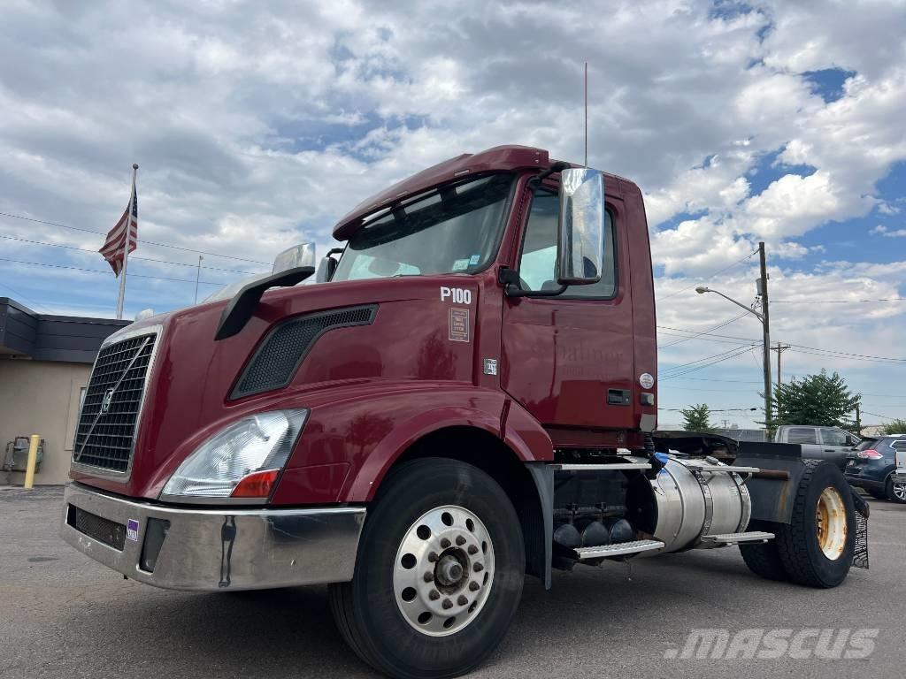 Volvo VNL 42 T300 Ciągniki siodłowe