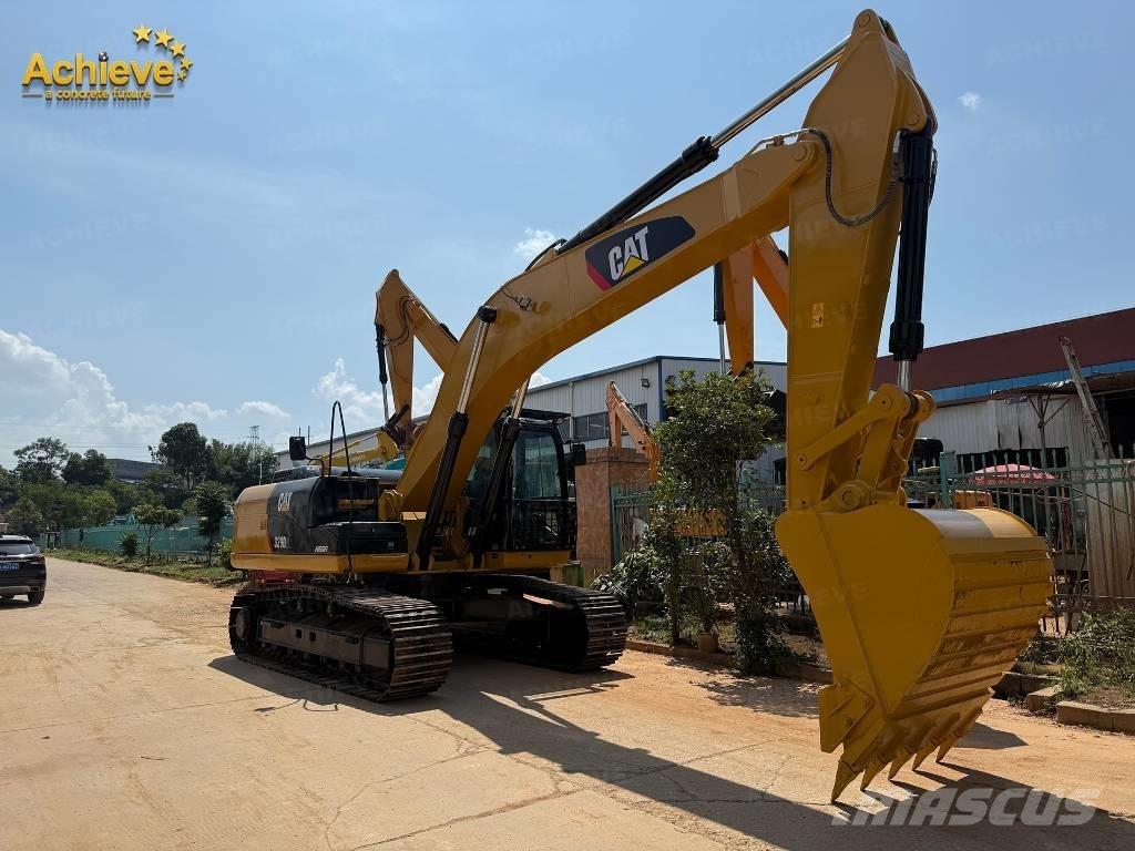CAT 329 D2L Koparki gąsienicowe