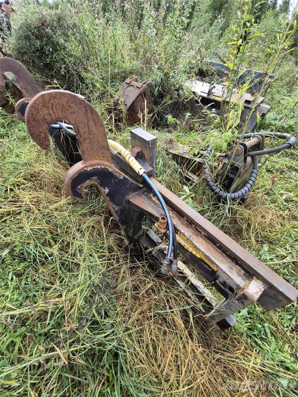  Trukkipiikit 8T Widły