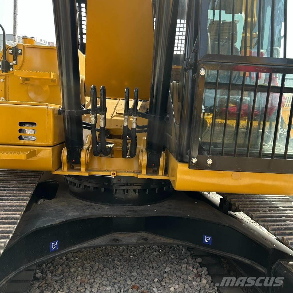 CAT 320 D Koparki gąsienicowe