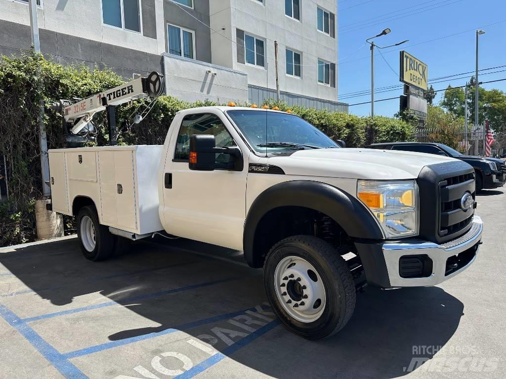 Ford F 550 SD Pojazdy komunalne