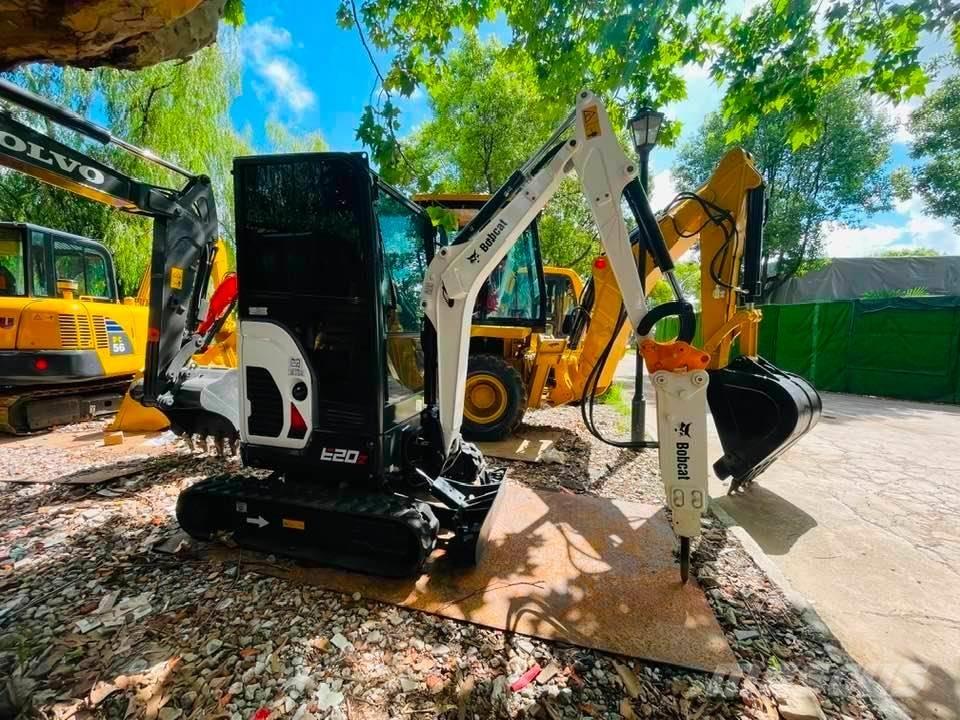 Bobcat E20z Minikoparki