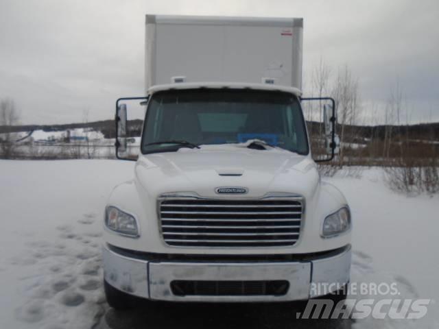 Freightliner M 106 Samochody ciężarowe ze skrzynią zamkniętą