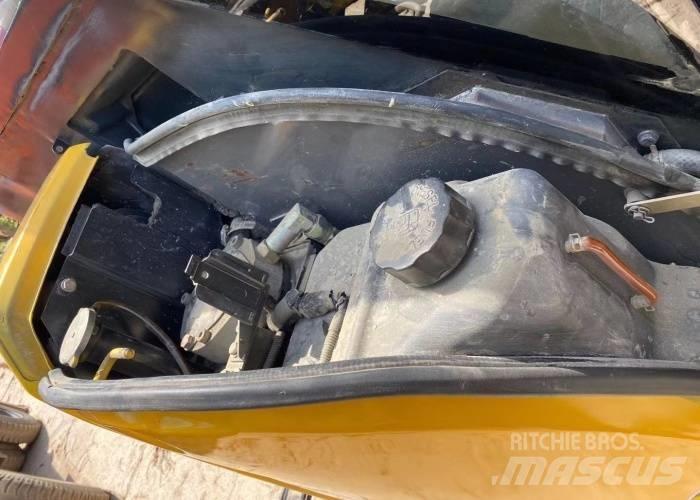 Komatsu PC30 Koparki gąsienicowe