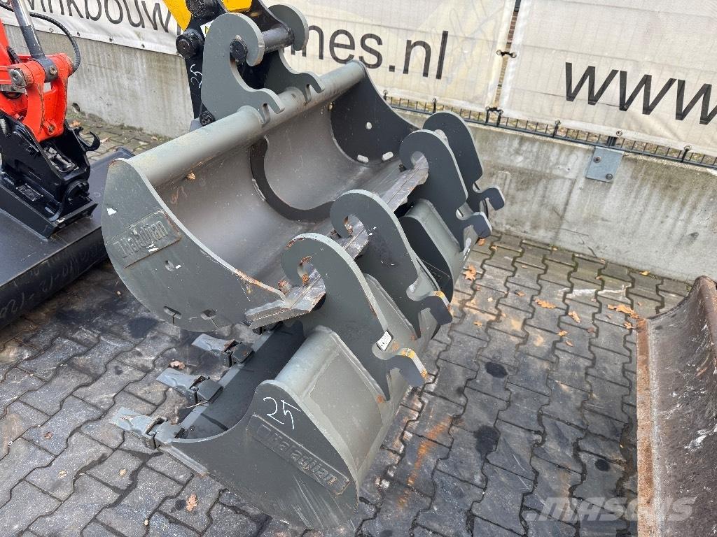 Komatsu PC 26 MR-3 Minikoparki