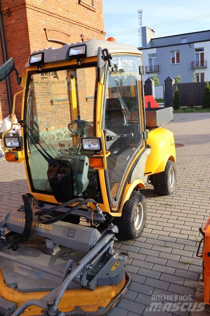 Stiga Titan Kosiarki mechaniczne z operatorem za maszyną