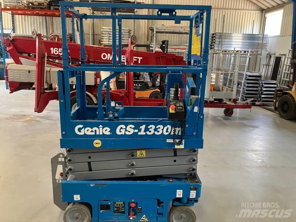 Genie GS 1330 Podnośniki nożycowe