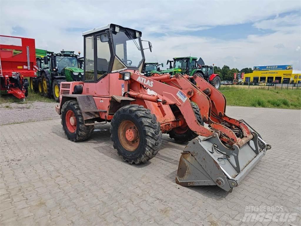 Atlas 72E Ładowarki kołowe