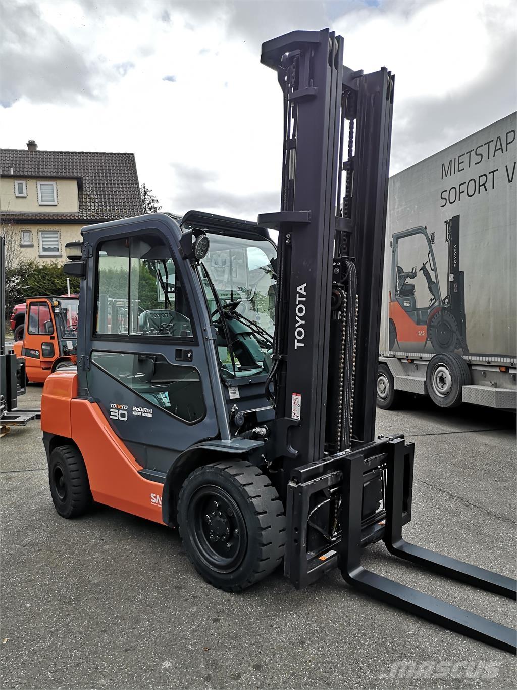 Toyota 02-8FDF30 Wózki Diesla